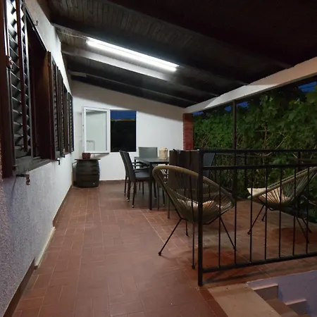Daire Poli Sterne, For Family And Pet Friendly *