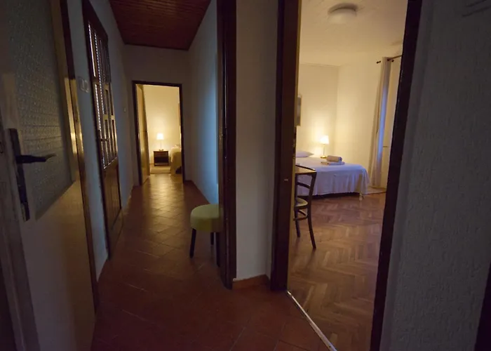 아파트 Poli Sterne, For Family And Pet Friendly *