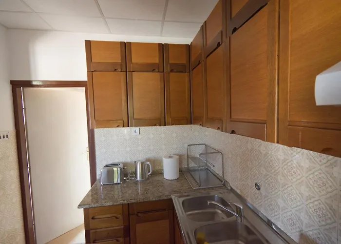 Poli Sterne, For Family And Pet Friendly 아파트